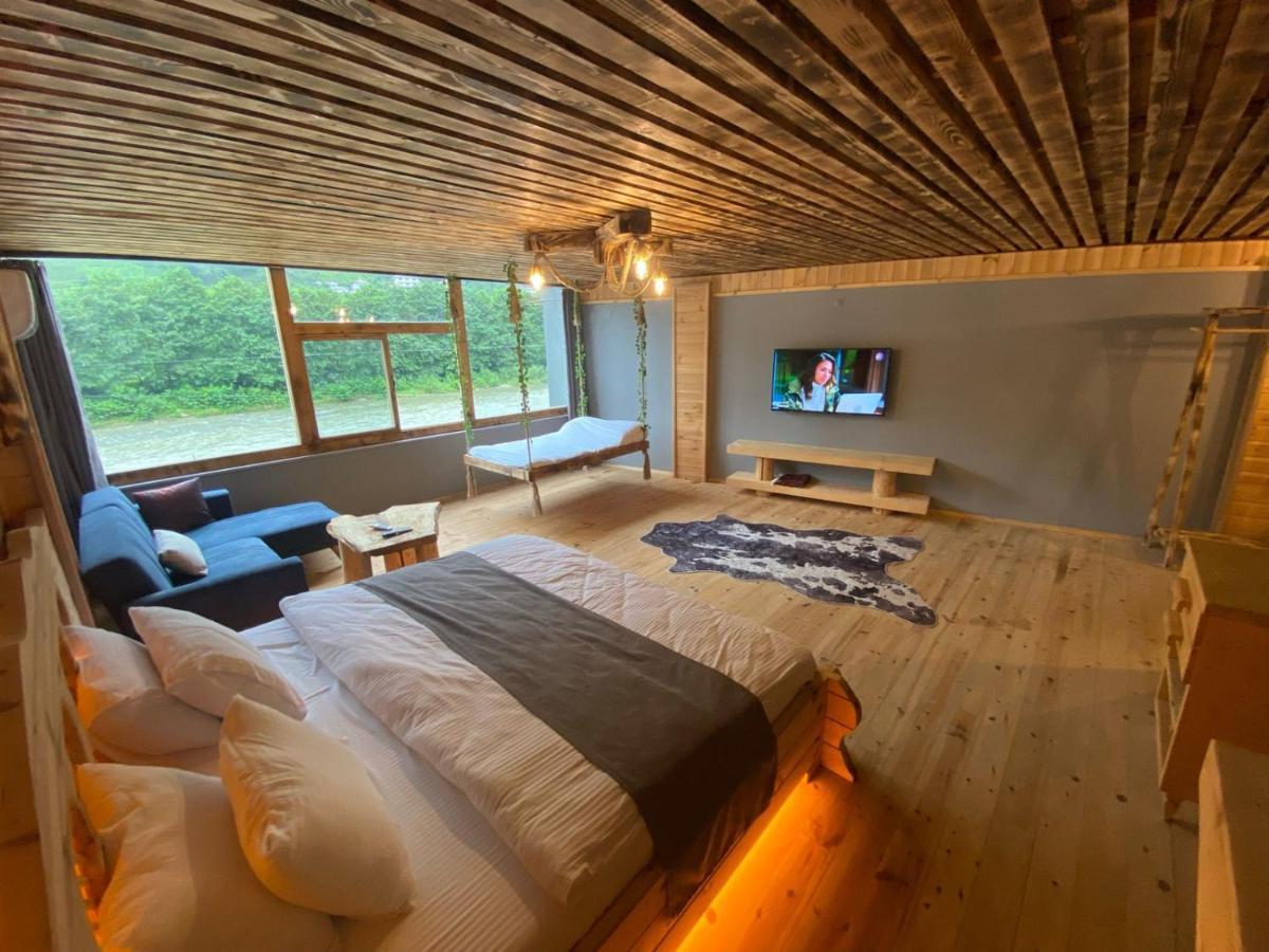 Heaven Vip Wooden Palace Bed & Breakfast Ardesen Exterior photo