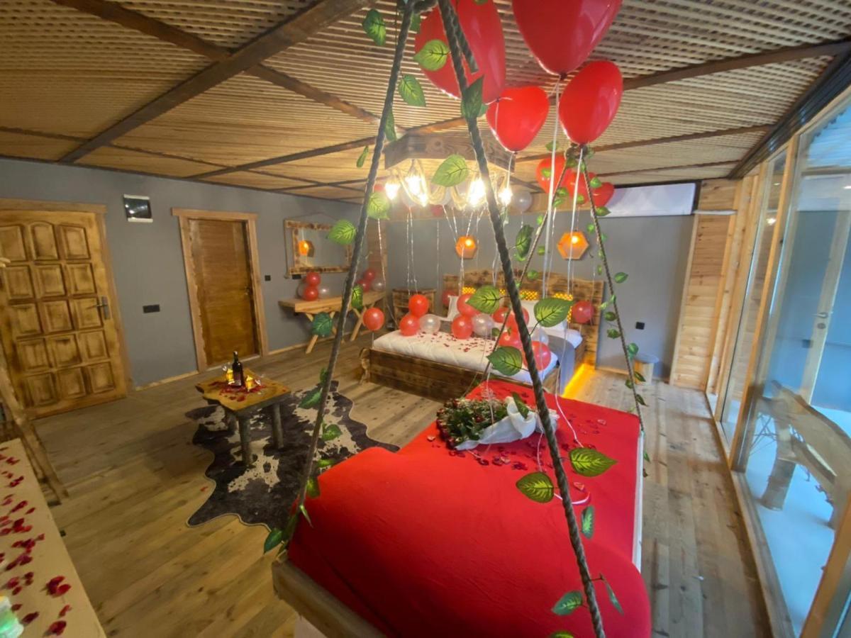 Heaven Vip Wooden Palace Bed & Breakfast Ardesen Exterior photo