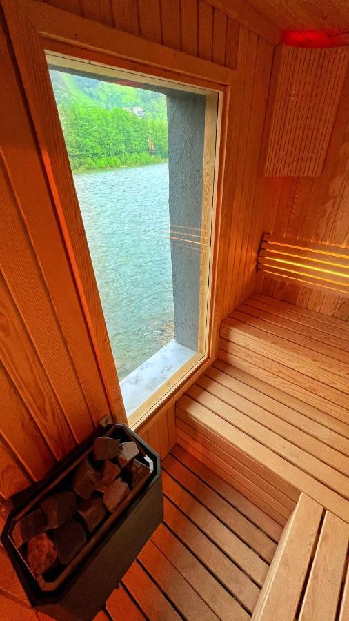 Heaven Vip Wooden Palace Bed & Breakfast Ardesen Exterior photo